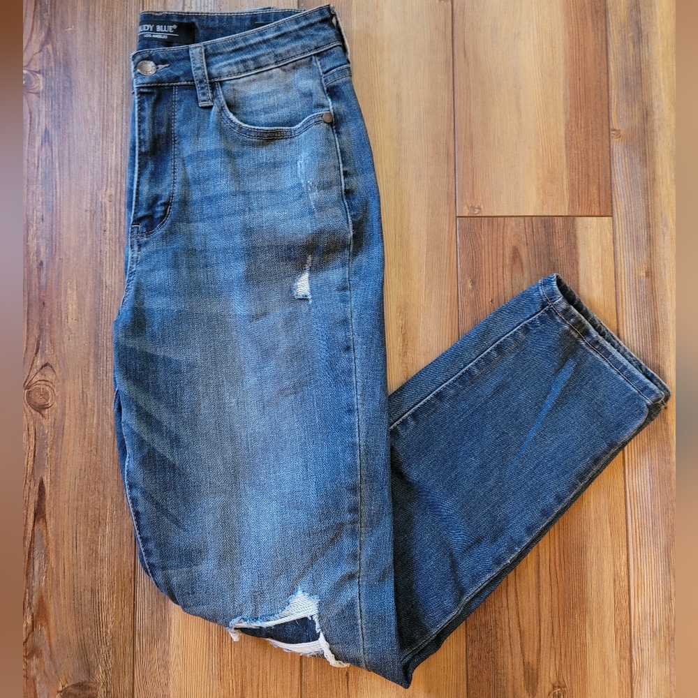 Judy Blue Boyfriend Fit Jeans Size 3/26
